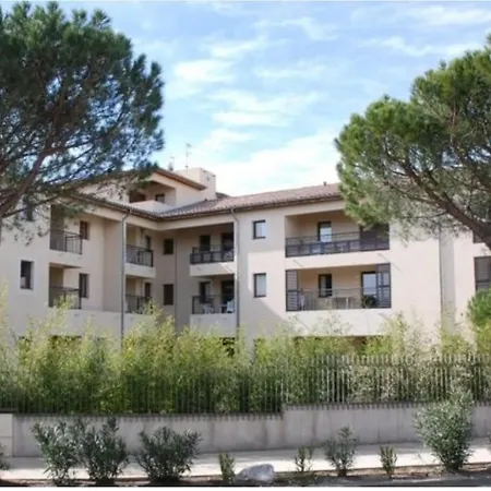 Avec Terrasse Et Parking En Centre D'uzes Uzès