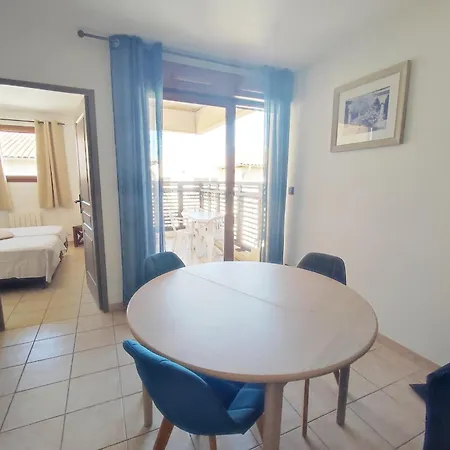Apartament Avec Terrasse Et Parking En Centre D'uzes